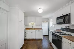 77 Point St, South Jamesport, NY 11970 - Photo 19