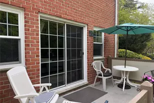18 Glen Hollow Dr, Holtsville, NY 11742 - Photo 23