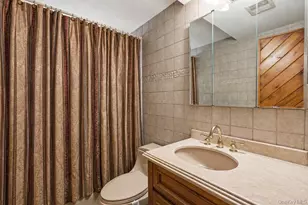 78-06 160th Ave, Howard Beach, NY 11414 - Photo 21