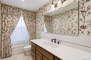 78-06 160th Ave, Howard Beach, NY 11414 - Photo 19