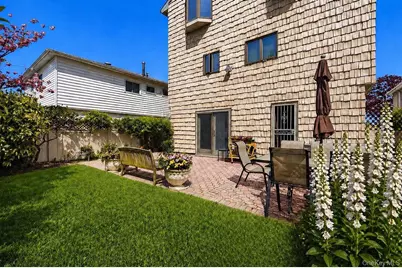 78-06 160th Avenue, Howard Beach, NY 11414 - Photo 27