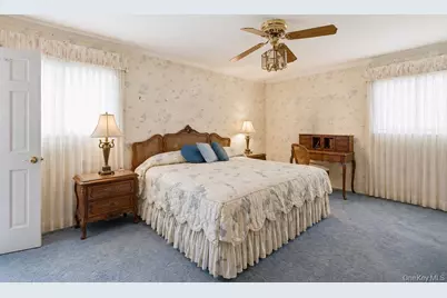 78-06 160th Avenue, Howard Beach, NY 11414 - Photo 15