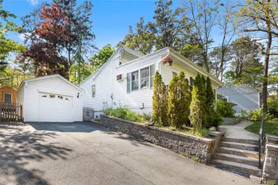 38 Forest Trail, Ridge, NY 11961 - Photo 3