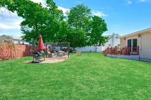29 Colonial Ave, Freeport, NY 11520 - Photo 25