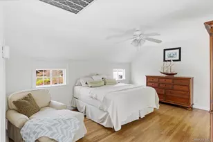 517 Montauk Hwy, East Quogue, NY 11942 - Photo 19