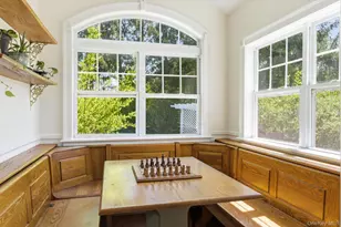 517 Montauk Hwy, East Quogue, NY 11942 - Photo 7