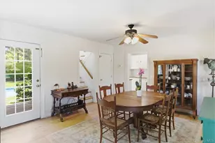 517 Montauk Hwy, East Quogue, NY 11942 - Photo 5