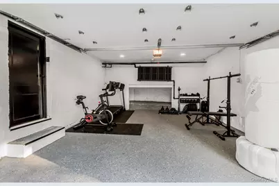209 Storer Avenue, New Rochelle, NY 10801 - Photo 25