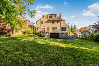 209 Storer Avenue, New Rochelle, NY 10801 - Photo 27