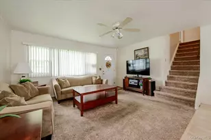 18 Kelly Pl, Deer Park, NY 11729 - Photo 5