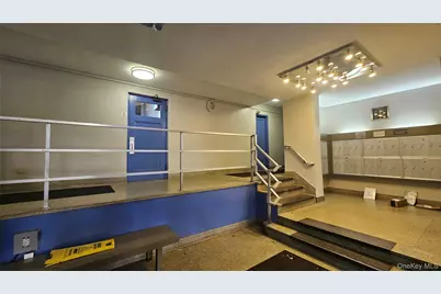 44-69 Kissena Boulevard #4M, Flushing, NY 11355 - Photo 3