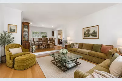 432 Maryland Avenue, Freeport, NY 11520 - Photo 5