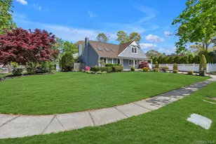 31 Empress Pines Dr, Nesconset, NY 11767 - Photo 3