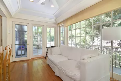 107 Ancon Avenue, Pelham, NY 10803 - Photo 11