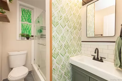 255 Quincy Avenue, Bronx, NY 10465 - Photo 13