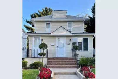 626 Stewart Avenue, New Hyde Park, NY 11040 - Photo 3