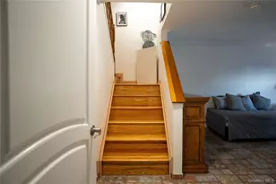 41 Country Dr N, New York, NY 10314 - Photo 7