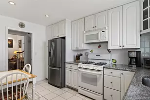 25 Frederick Ln, Scarsdale, NY 10583 - Photo 13