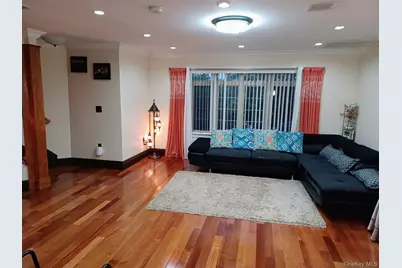 127-22 Kew Gardens Road, Kew Gardens, NY 11415 - Photo 9