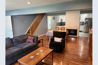 49 Flagstone Lane, Westbury, NY 11590 - Photo 9