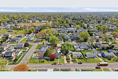 284 15th Street, West Babylon, NY 11704 - Photo 33