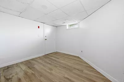 284 15th Street, West Babylon, NY 11704 - Photo 23