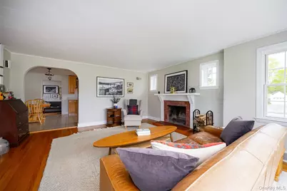 26 Crumwold Place, Hyde Park, NY 12538 - Photo 5
