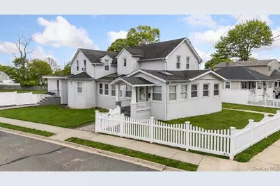 38 Wall Street, Farmingdale, NY 11735 - Photo 1