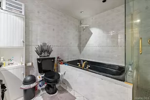38 Wall St, Farmingdale, NY 11735 - Photo 19