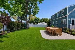 317 O'Connor Rd, North Babylon, NY 11703 - Photo 3