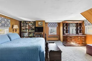 317 O'Connor Rd, North Babylon, NY 11703 - Photo 17
