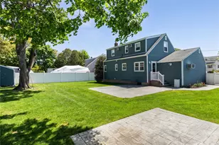 317 O'Connor Rd, North Babylon, NY 11703 - Photo 21