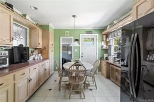 317 O'Connor Rd, North Babylon, NY 11703 - Photo 13