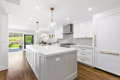 34 Davis Avenue, Rye, NY 10580 - Photo 7
