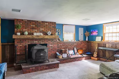 25 McAllister Drive, Pleasant Valley, NY 12569 - Photo 15