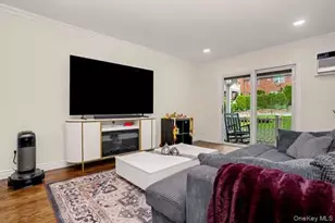 129 Parkside Dr, Suffern, NY 10901 - Photo 5