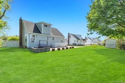 259 N Rutherford Avenue, Massapequa, NY 11758 - Photo 27