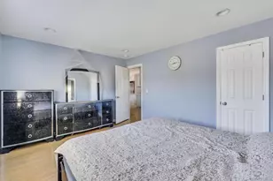 259 N Rutherford Ave, Massapequa, NY 11758 - Photo 19