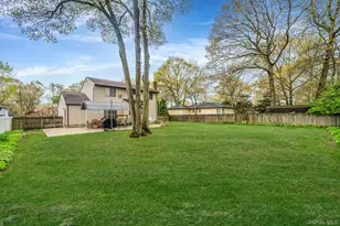 15 Brandywine Dr, Mastic, NY 11950 - Photo 31