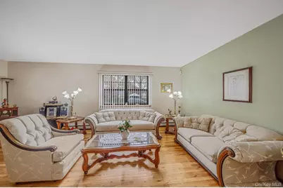 15 Brandywine Drive, Mastic, NY 11950 - Photo 5