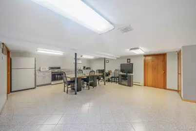 15 Brandywine Drive, Mastic, NY 11950 - Photo 23