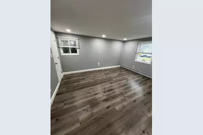 15 Beach Avenue, Port Jefferson, NY 11776 - Photo 11