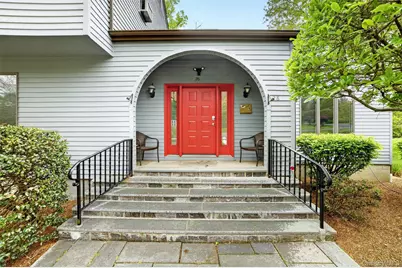 28 Lakeview, Yorktown Heights, NY 10598 - Photo 3