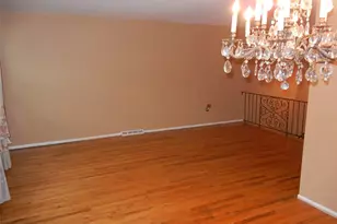 57-04 Cloverdale Blvd, Oakland Gardens, NY 11364 - Photo 13