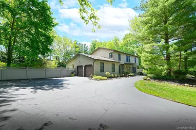 6 Fielding Court, Dix Hills, NY 11746 - Photo 3