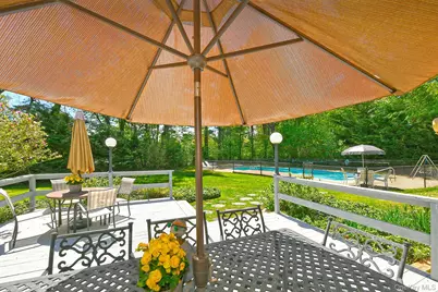 6 Fielding Court, Dix Hills, NY 11746 - Photo 35