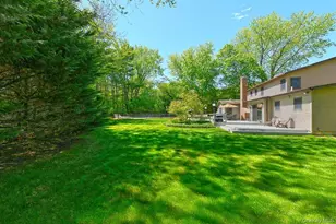 6 Fielding Ct, Dix Hills, NY 11746 - Photo 39