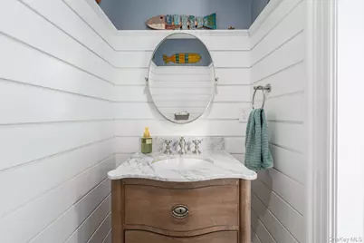 12950 Oregon Road, Cutchogue, NY 11935 - Photo 23