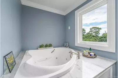 12950 Oregon Road, Cutchogue, NY 11935 - Photo 19