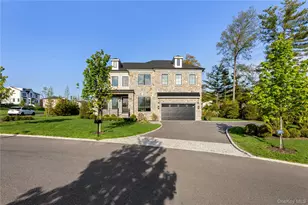 1 Sequoia Cir, Manhasset, NY 11030 - Photo 3